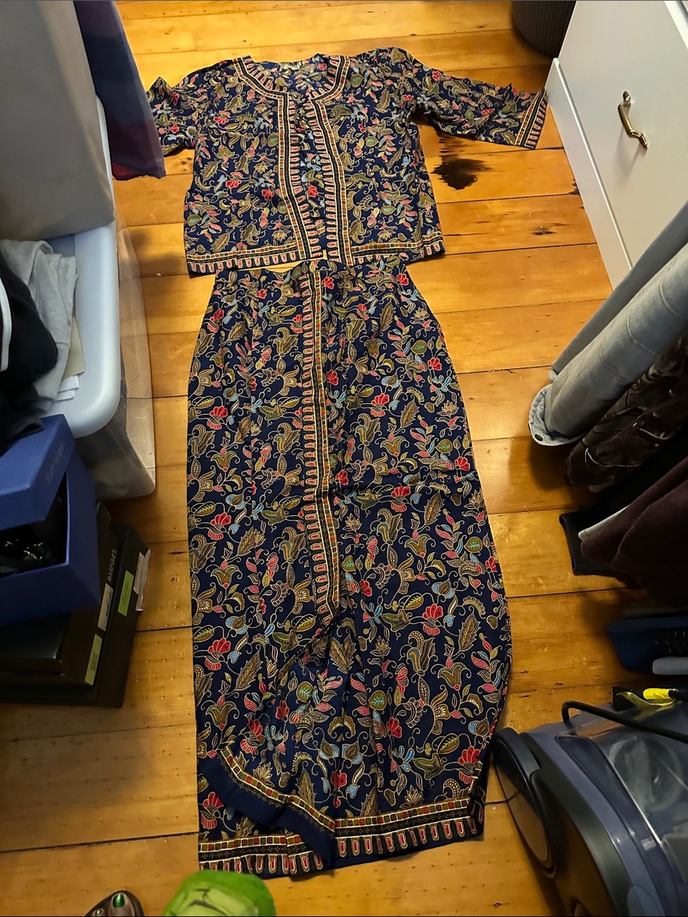 Women’s Navy Floral Two-Piece Dress Set